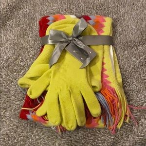 New York and company scarf set